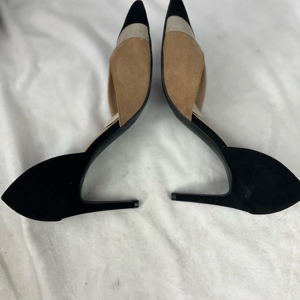 Black high heels - Picture 3 of 7
